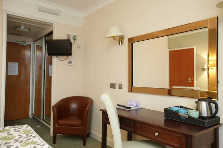Room 65 of 105