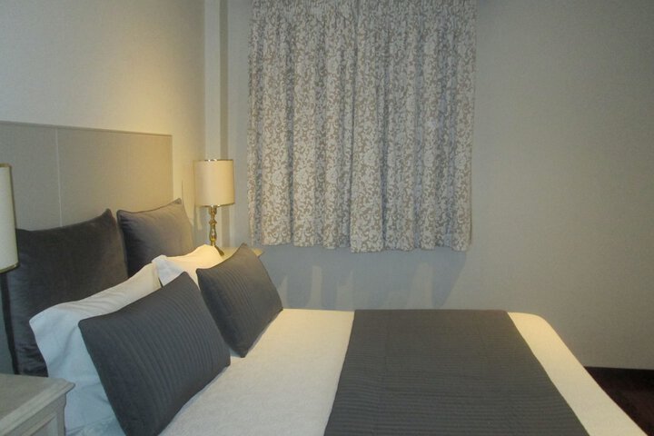 Room 7 of 57