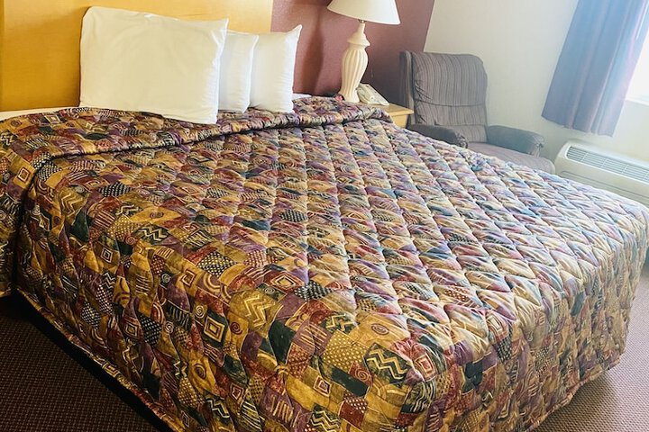Room 21 of 93
