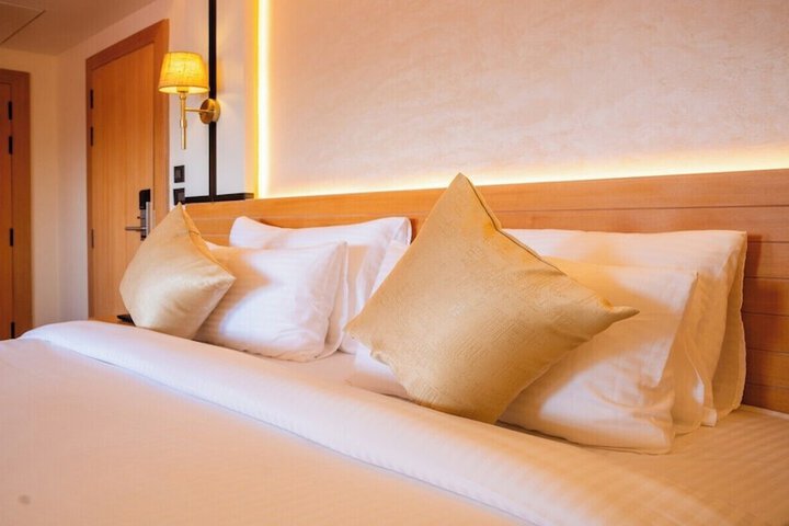 Room 26 of 61