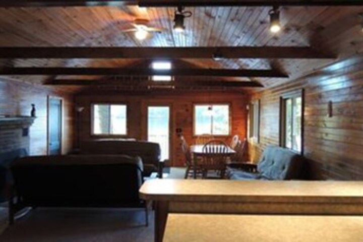 Room 8 of 17