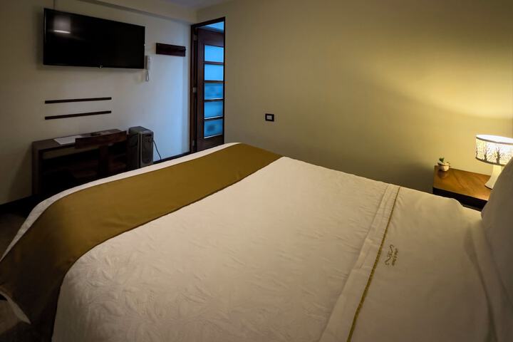 Room 71 of 109