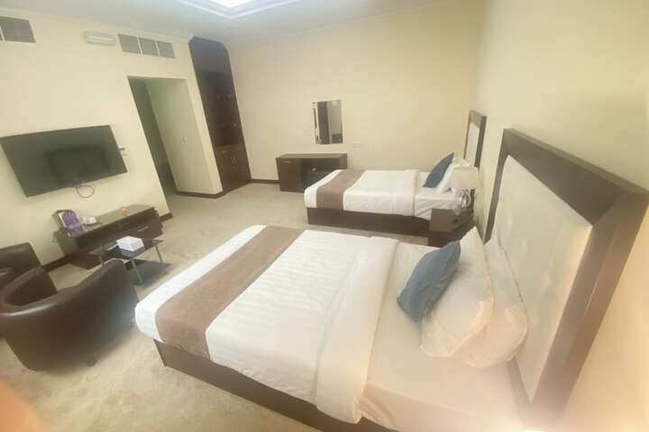 Room 8 of 15