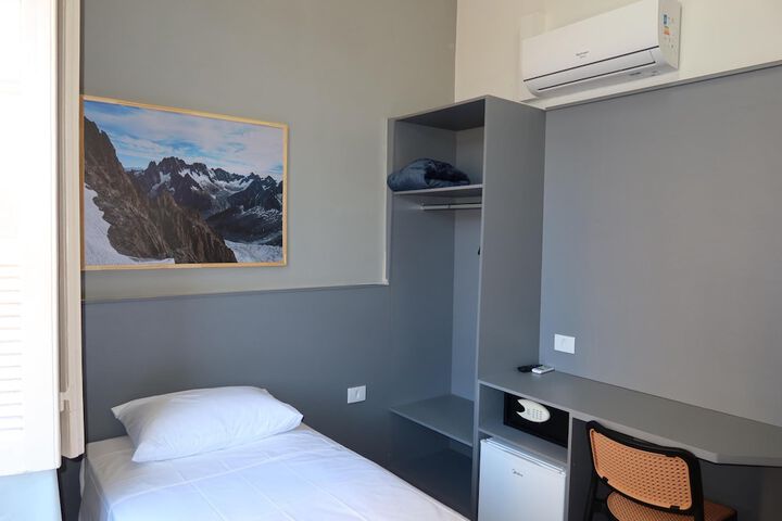 Room 49 of 111