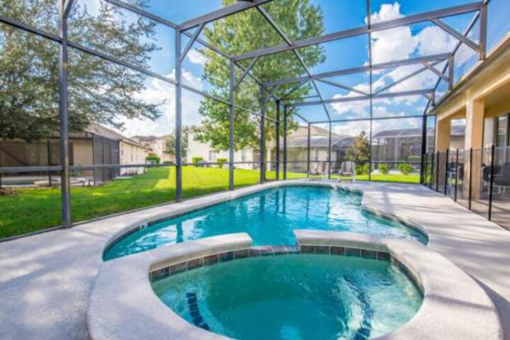 139 Minniehaha Circle House #34238 in Haines, FL