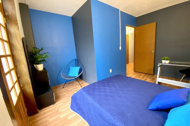 Room 25 of 33