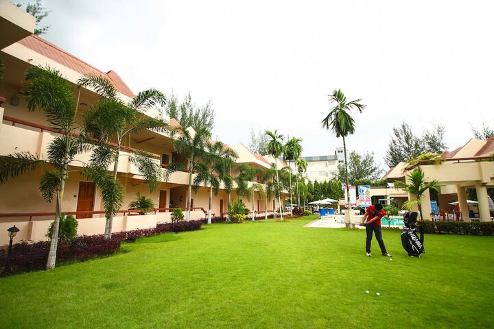 Golf 19 of 36
