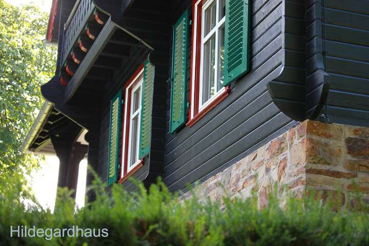 Hotel Exterior 33 of 33