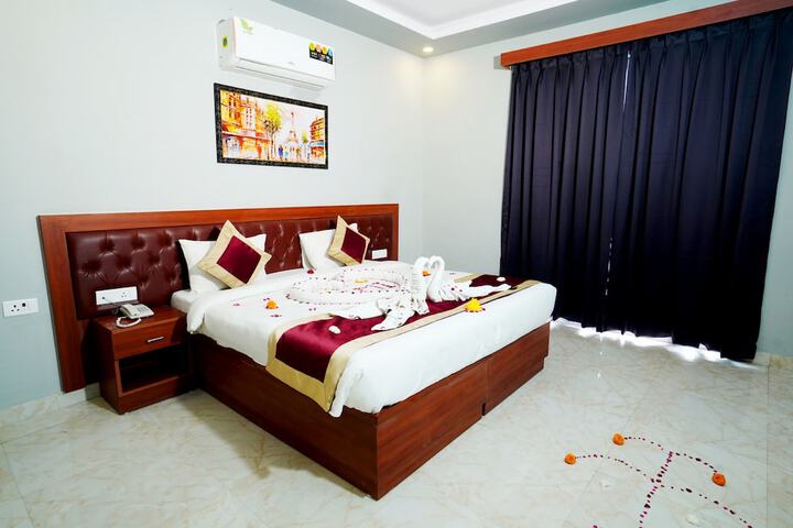 Room 10 of 37