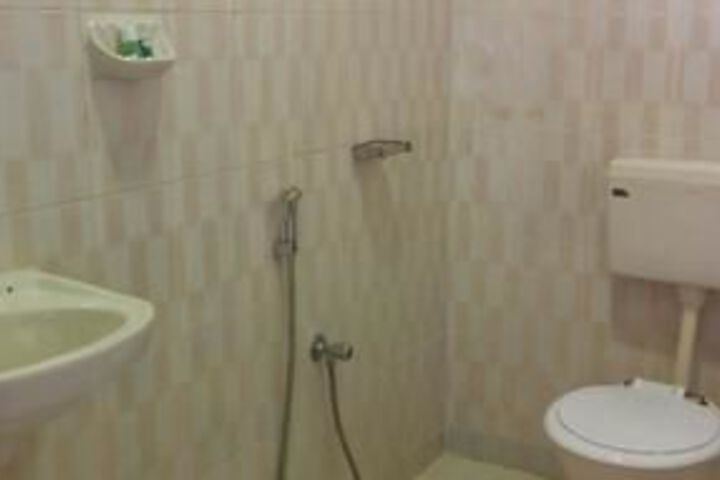 Room 3 of 24