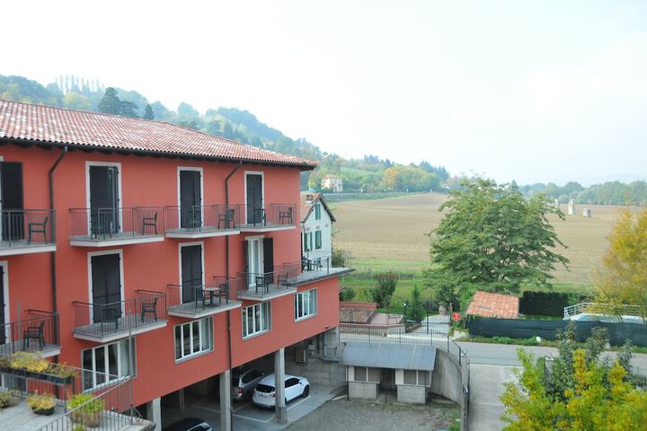 Hotel 60 of 61