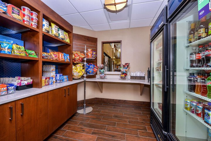 Snack bar