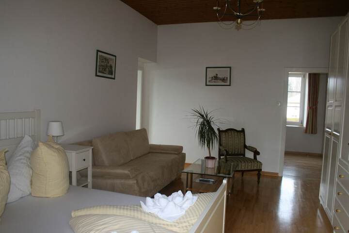 Room 3 of 42