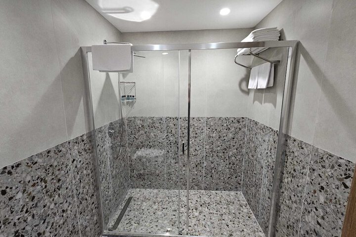 Clean Restrooms