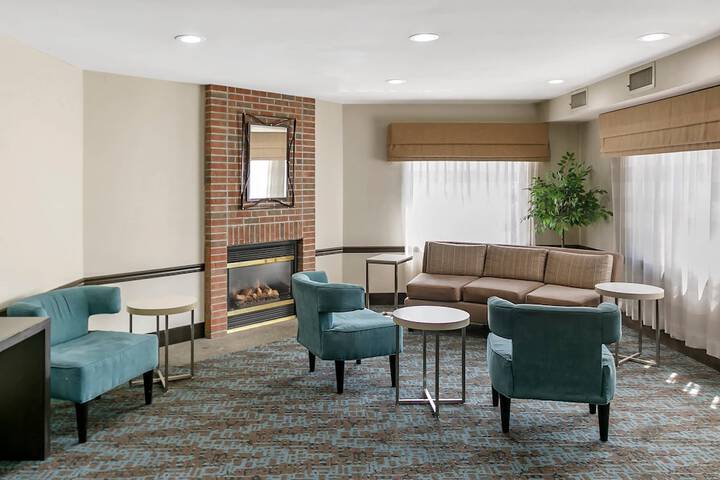 Hotel Interior 6 of 49