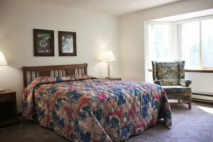 Room 2 of 11