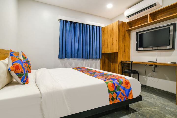 Room 16 of 22