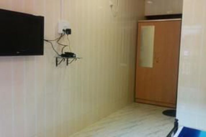 Room 17 of 24