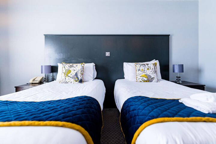 Room 43 of 135