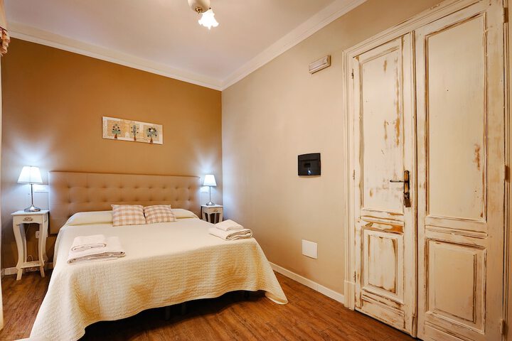 Room 9 of 62
