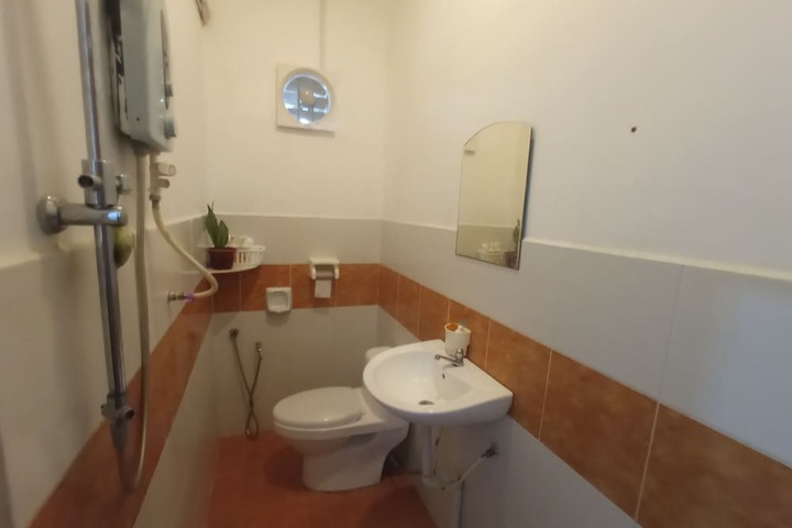 Room 14 of 31