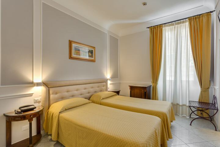 Room 31 of 84