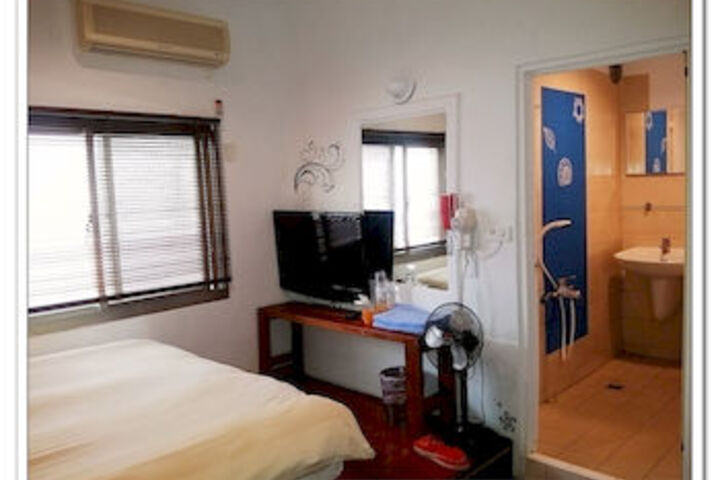Room 62 of 107