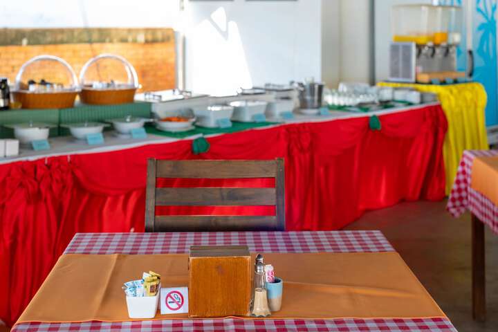 Dining 82 of 155