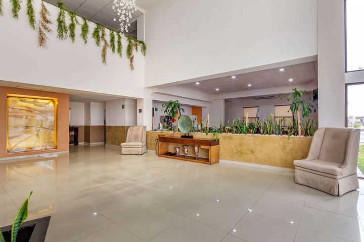 Hotel Interior 2 of 37