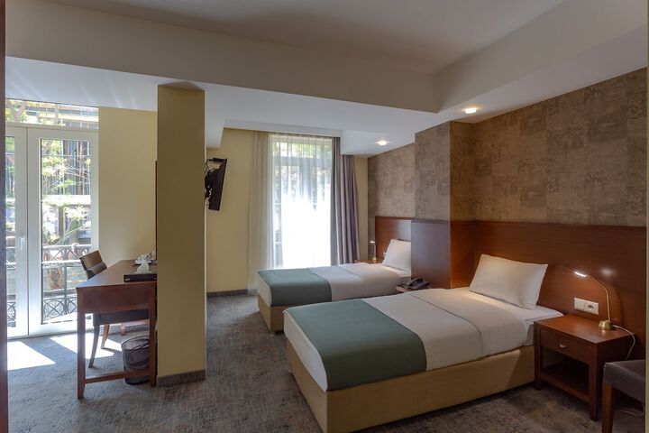 Room 21 of 52