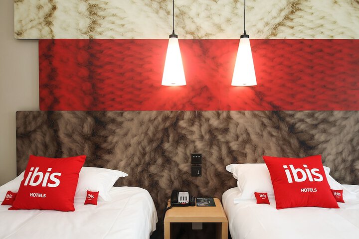 Room 12 of 49