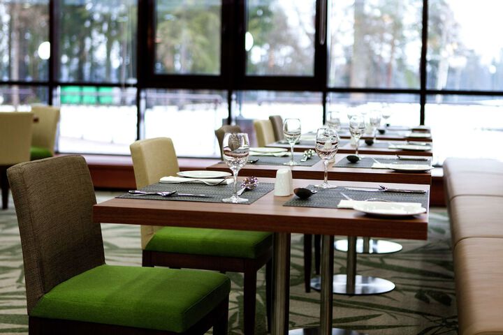 Dining 69 of 117