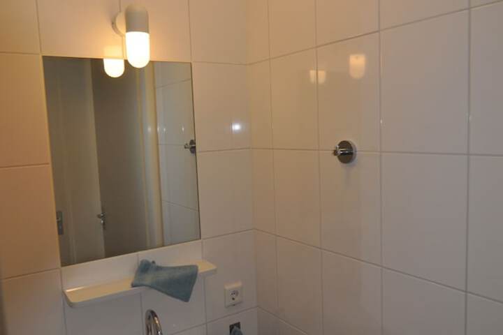Room 21 of 29