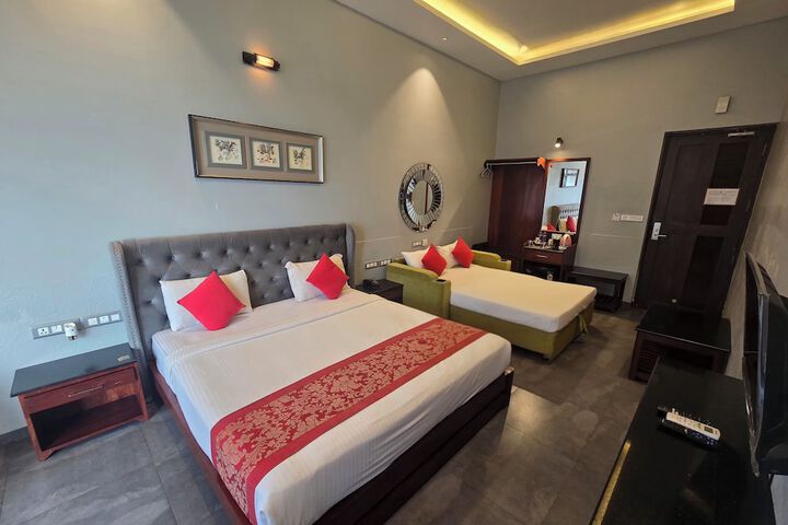 Room 26 of 107