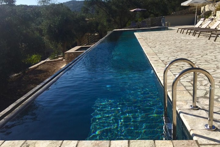 Pool 28 of 46