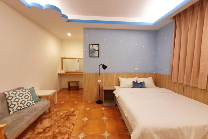 Room 12 of 62