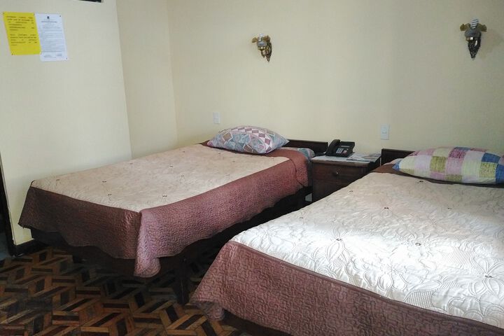 Room 10 of 10