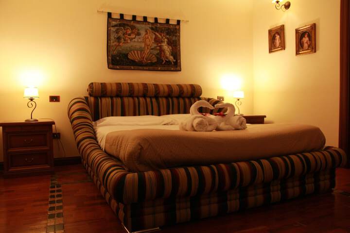 Room 10 of 40