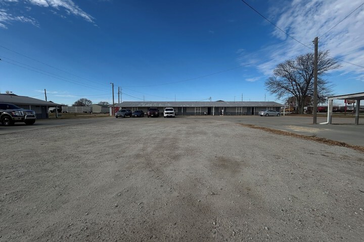 Property Grounds 44 of 51