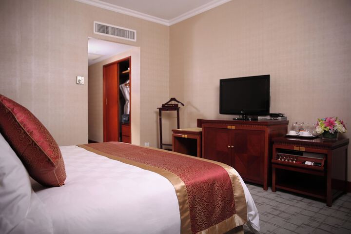 Room 26 of 72