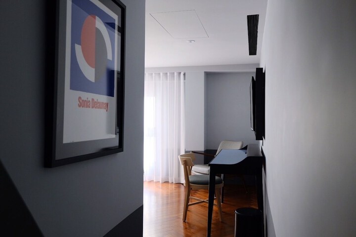 Room 21 of 38