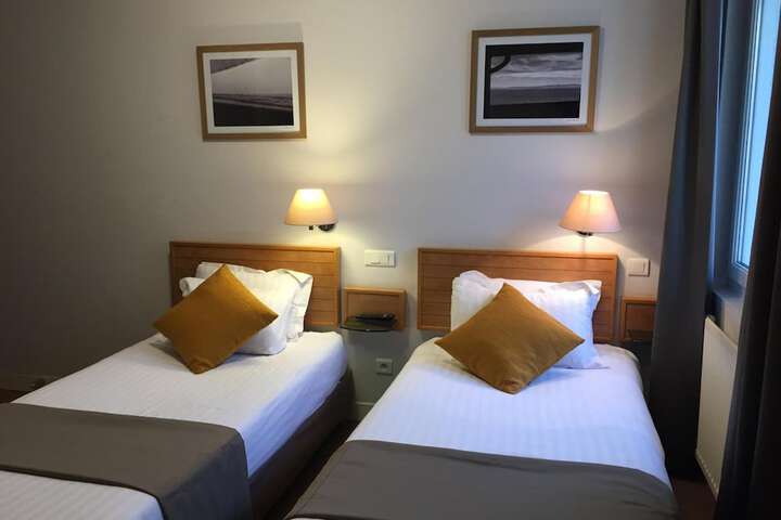 Room 12 of 39