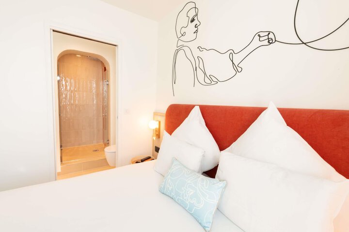 Room 28 of 57