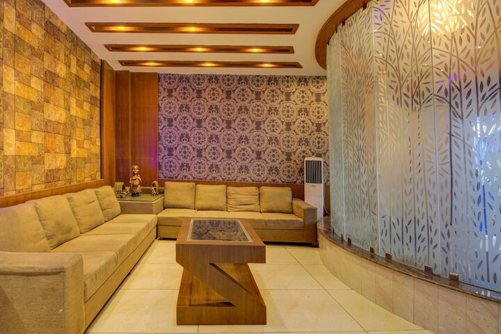 Hotel Interior 3 of 38