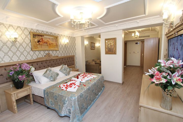 Room 4 of 67