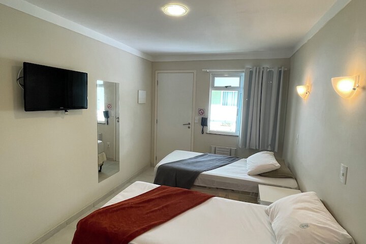 Room 15 of 60