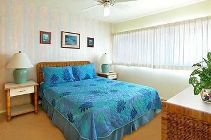 Room 5 of 28