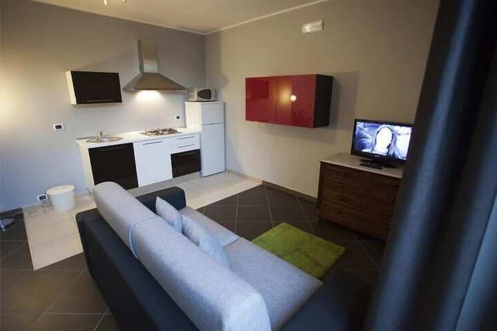 Room 19 of 33