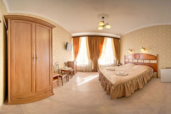 Room 17 of 58