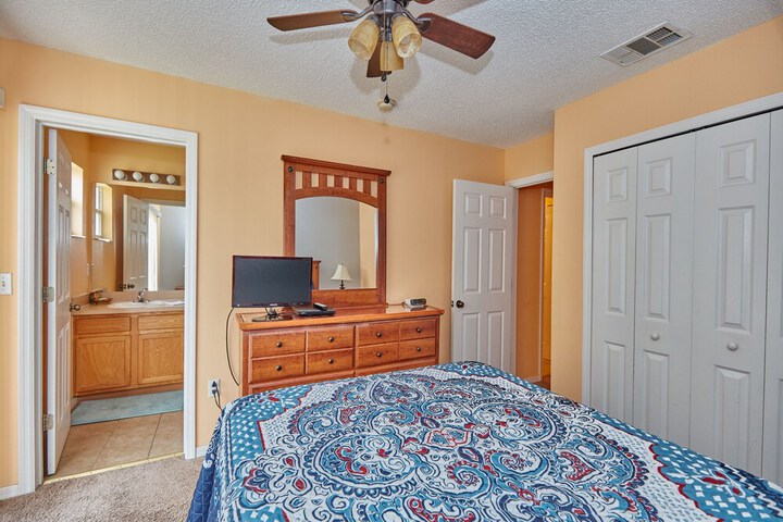 Room 7 of 35